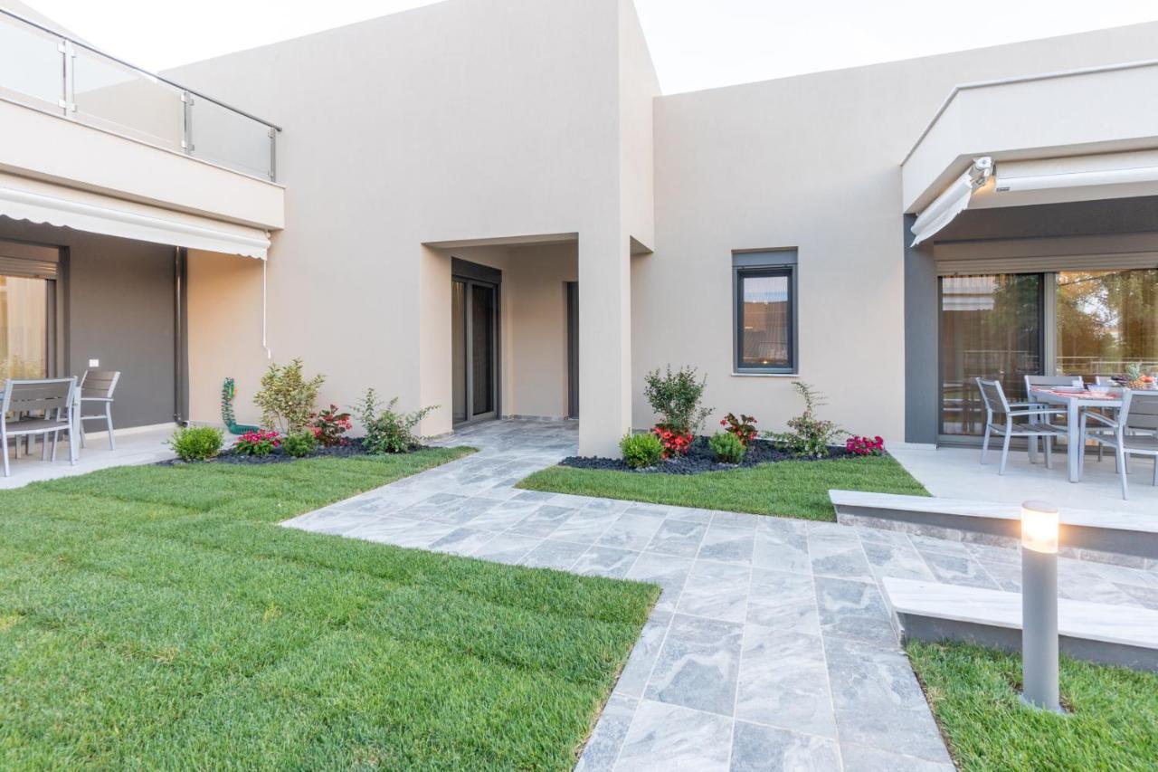 3 Doors Villas Nea Iraklitsa Exteriér fotografie