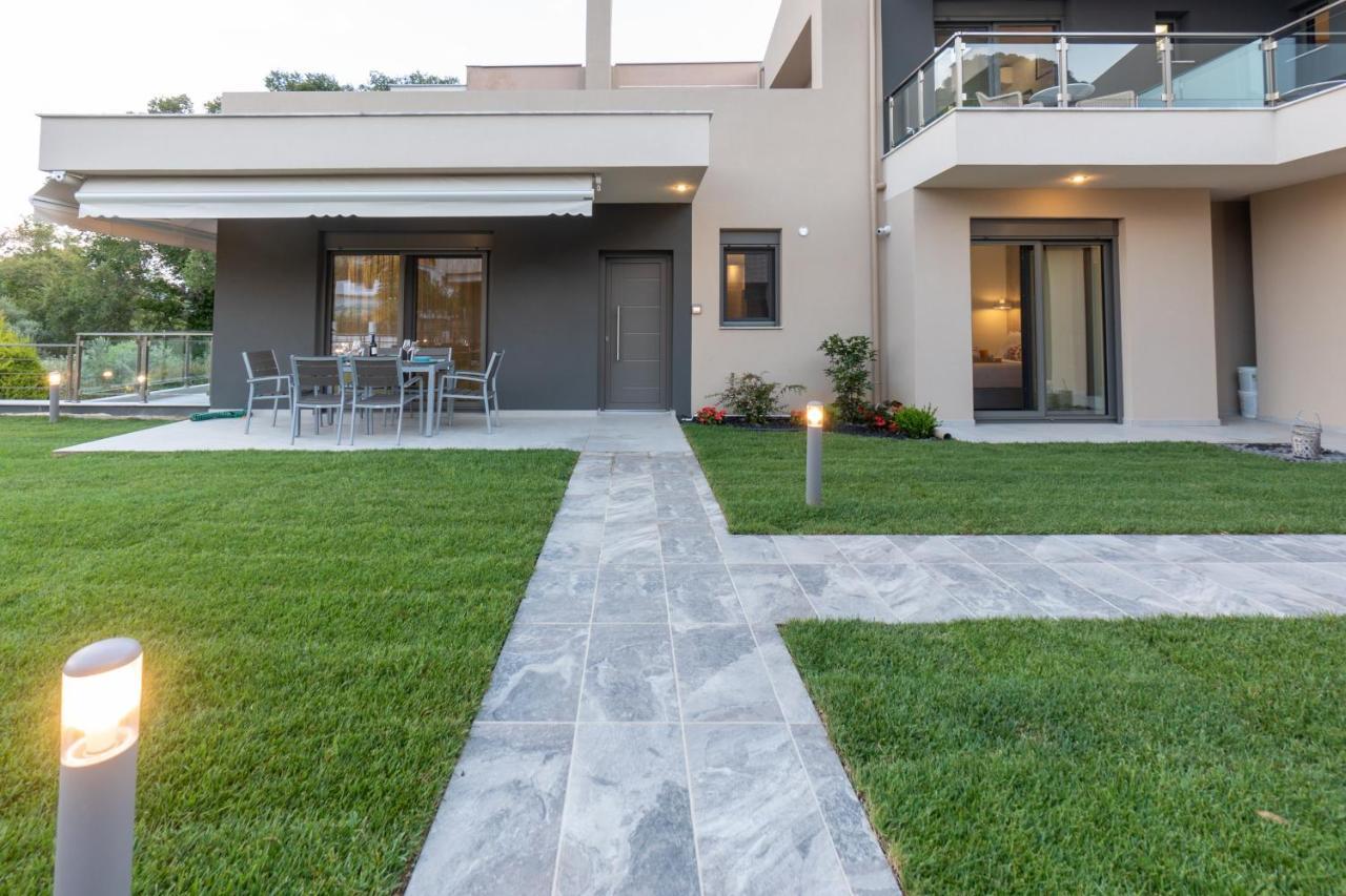 3 Doors Villas Nea Iraklitsa Exteriér fotografie